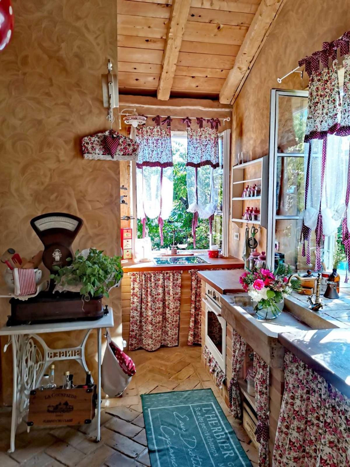 Villa Festina Lente - Cosy & Authentic Villa With Private Heated Pool Dobrinj エクステリア 写真
